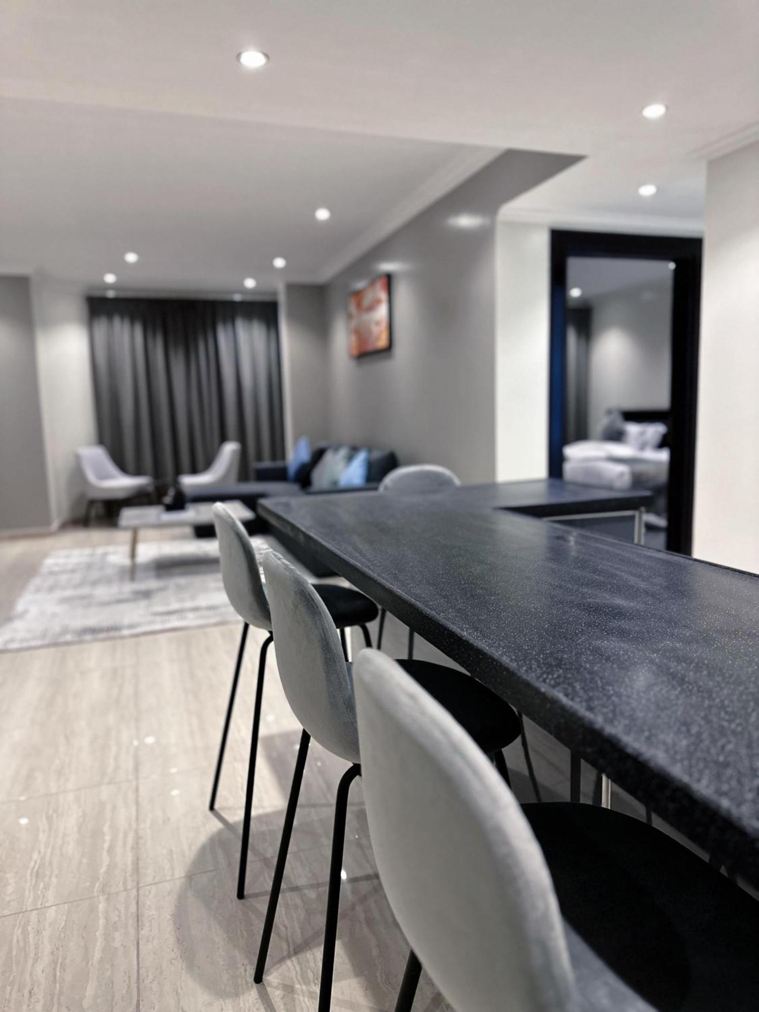 Aparthotel Art 4*