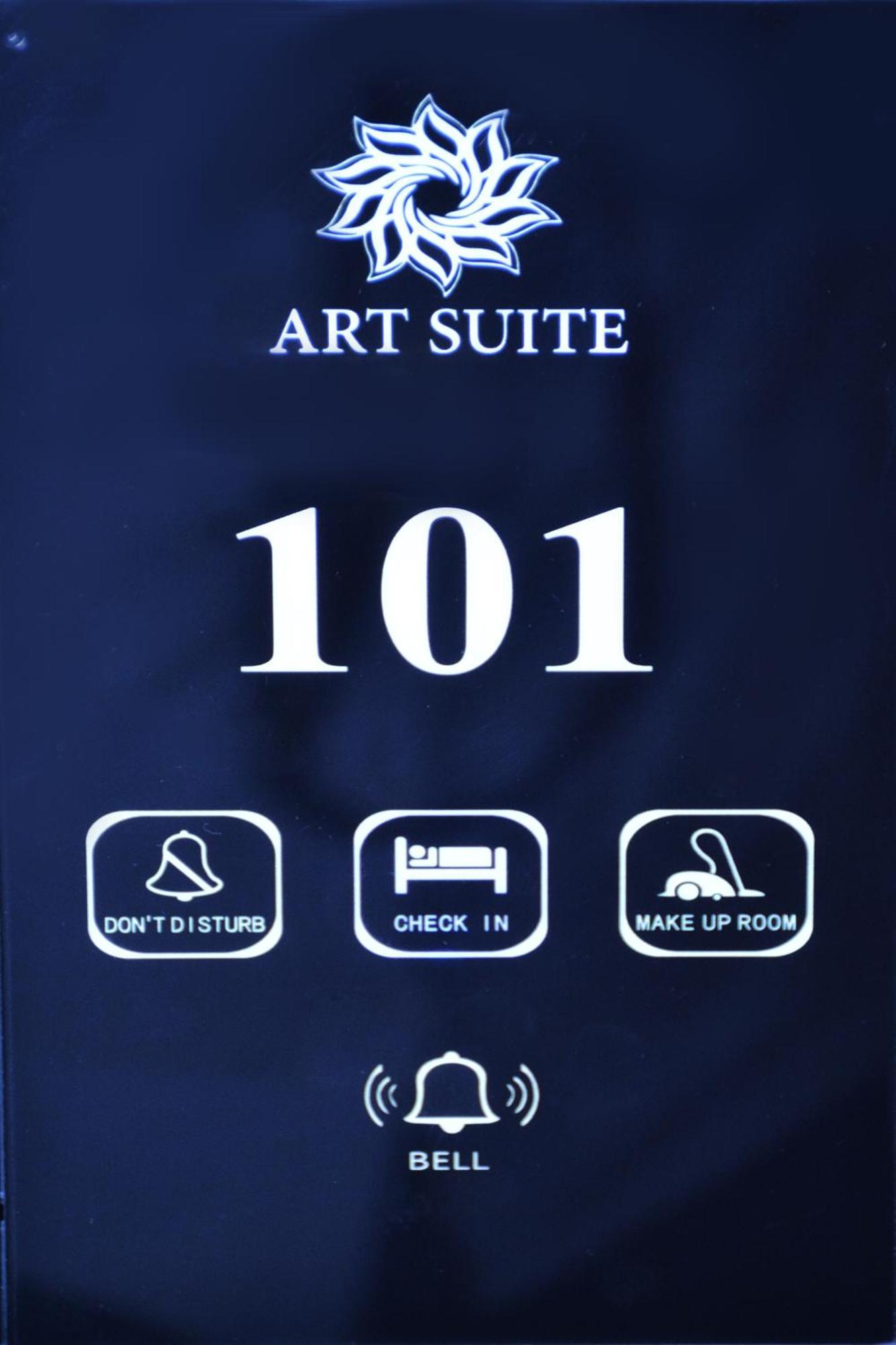 Aparthotel Art 4*